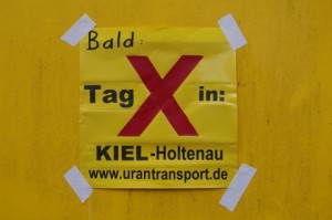 Anti-AKW-Demo-Kiel-12-3-2016-Plakat-Tag-X-in-Kiel-Holtenau